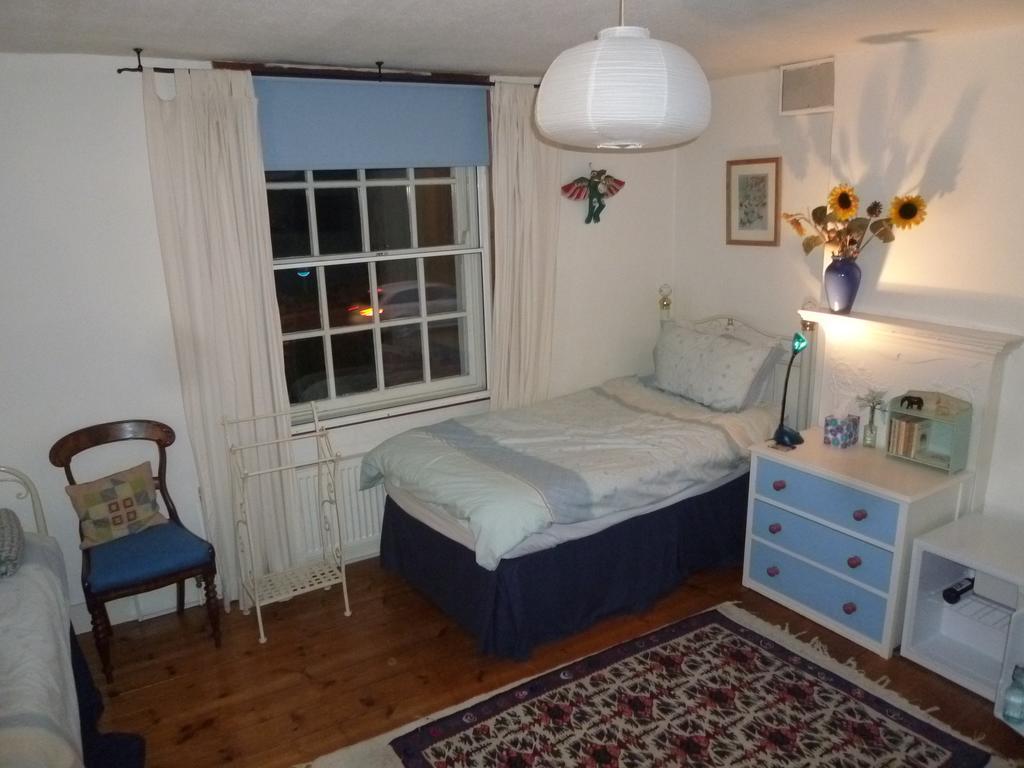 Acomodação com café da manhã  Manor Cottage Bed And Breakfast Windsor